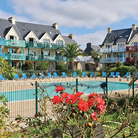 Localise - A06 - Entierement De Plain-pied Avec Petite Vue - Donnant Sur La Piscine Et Le Jardin - Wifi Inclus - Draps Inclus -