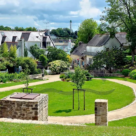 Localise - A06 - Entierement De Plain-pied Avec Petite Vue - Donnant Sur La Piscine Et Le Jardin - Wifi Inclus - Draps Inclus - Guilvinec